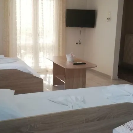 Periklis House בית נופש *